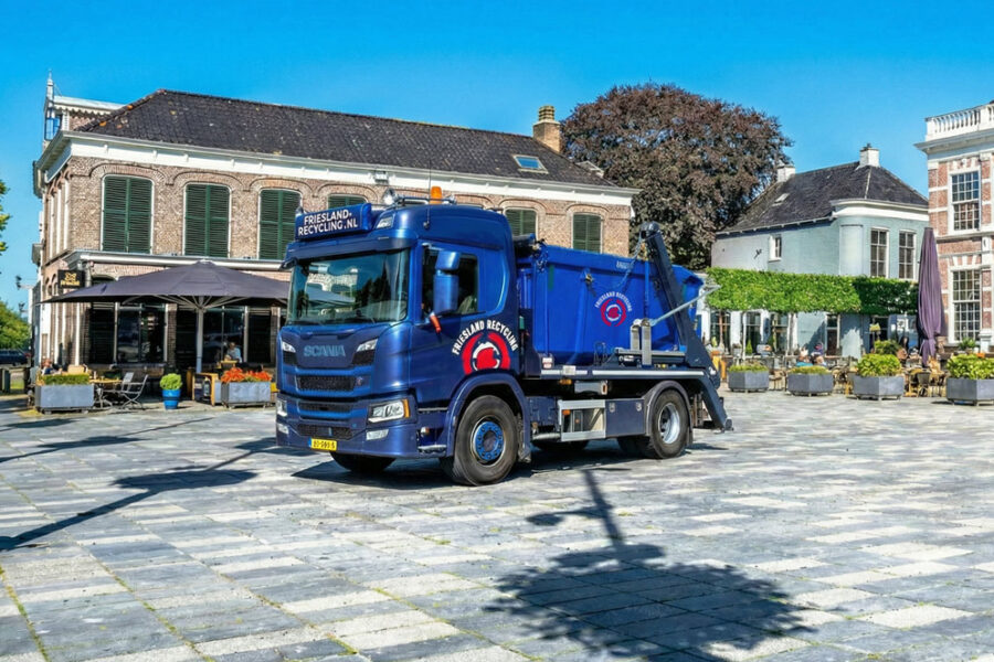 friesland recycling in heerenveen-plein